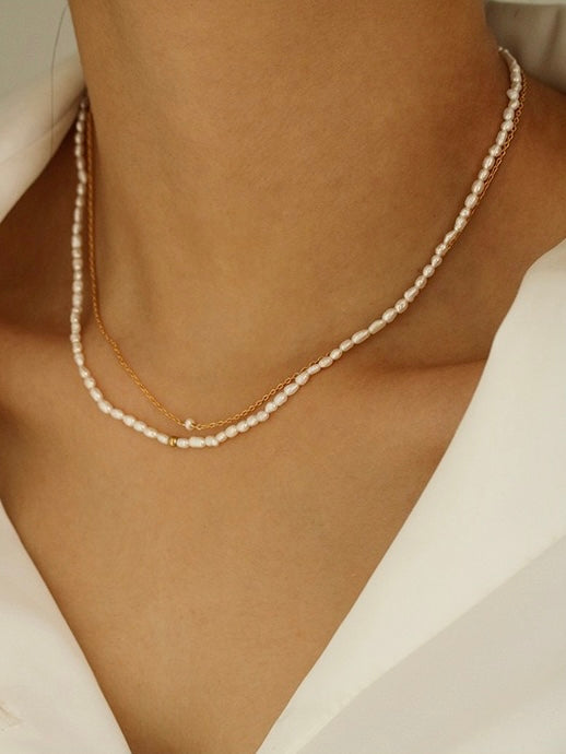 Elisa Exquisite Natural Pearl Beaded Necklace - Dainty and Elegant Design with Single Pearl