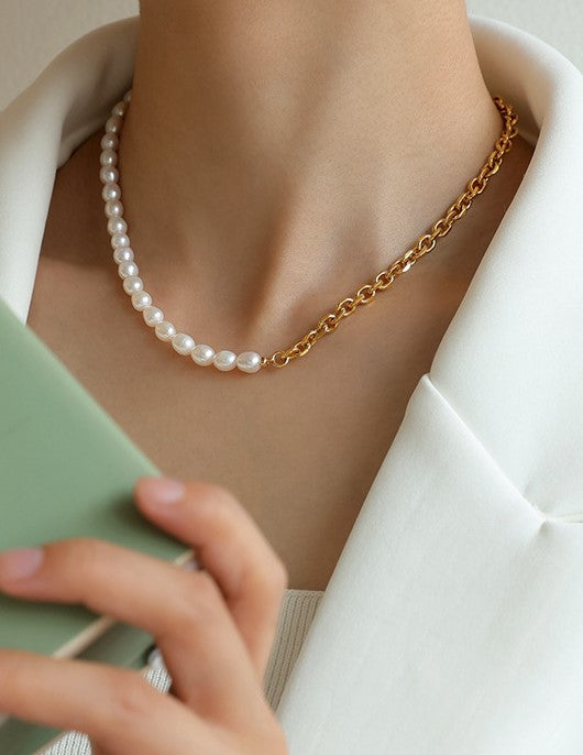 Esther - Pearl & Chain Necklace