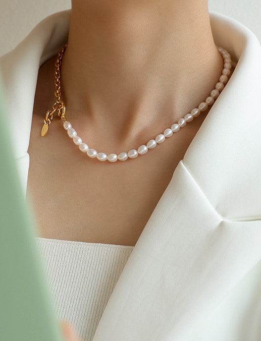 Esther - Pearl & Chain Necklace