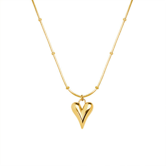 Sophie Retro Love Pendant Necklace - Timeless Elegance - Retro-Inspired Design